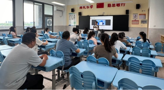 712E1C33FCAABF5DDE8A0F50C265CFD6